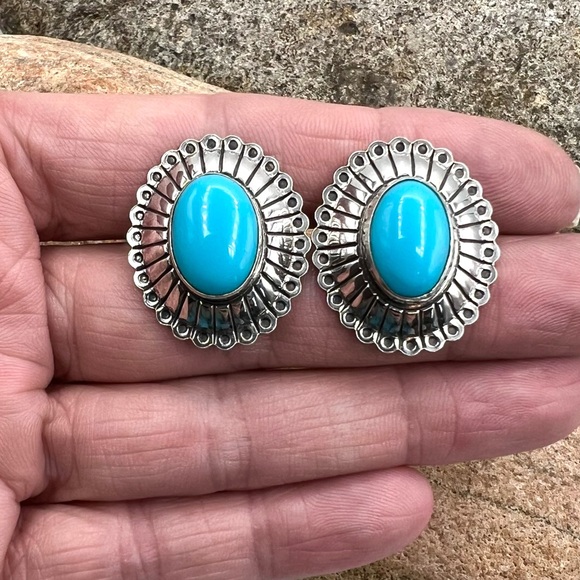 Southwestern Quoc Style Sterling Silver Faux Blue Turquoise Concho Stud Earrings - Picture 4 of 5